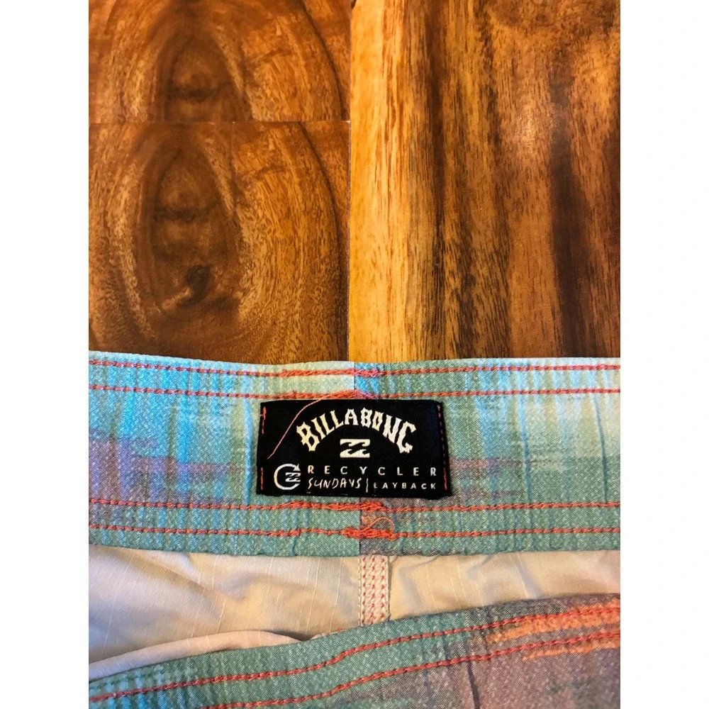 Billabong Recycler Sundays Layback Board Shorts Mens Multi Color Abstract Print